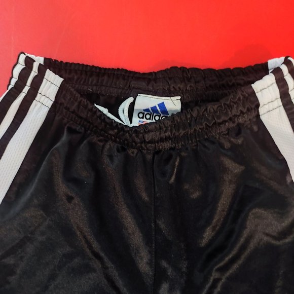 Adidas athletic short black white with embroidered red logo boys size M - Picture 2 of 9